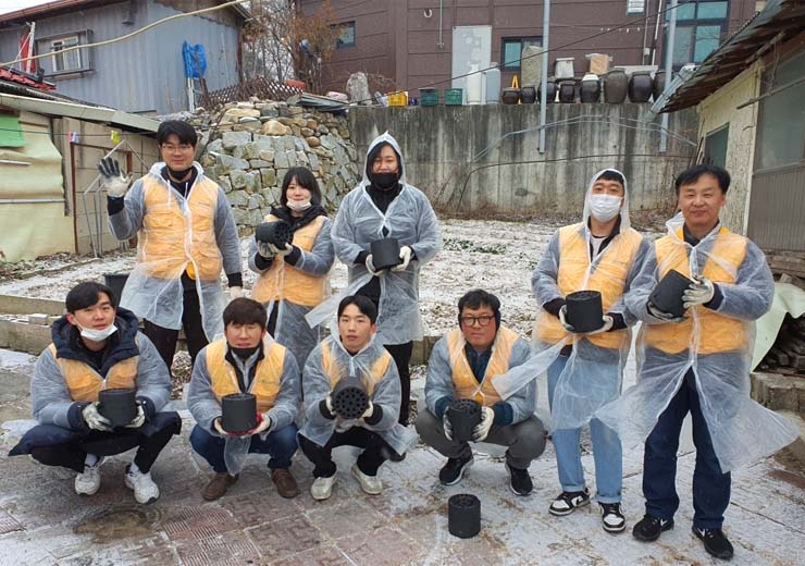 유유제약, 겨울 맞이 사랑의 연탄 나눔 봉사활동